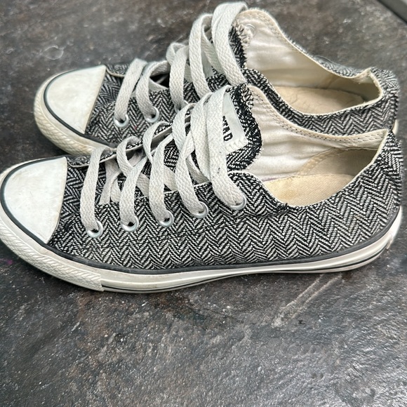 Houndstooth Converse - Picture 2 of 6